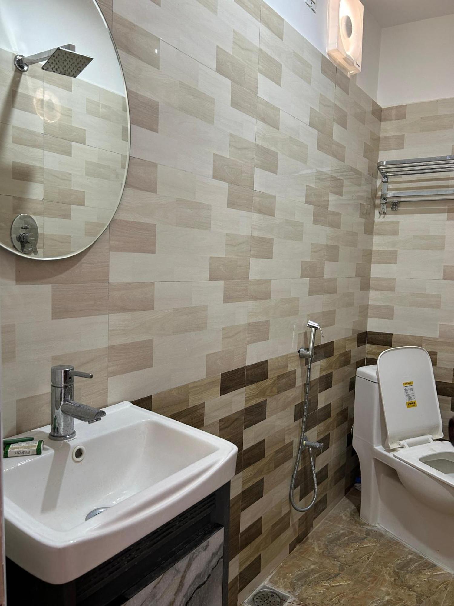 Sapphire Stayss Yelagiri Exterior photo