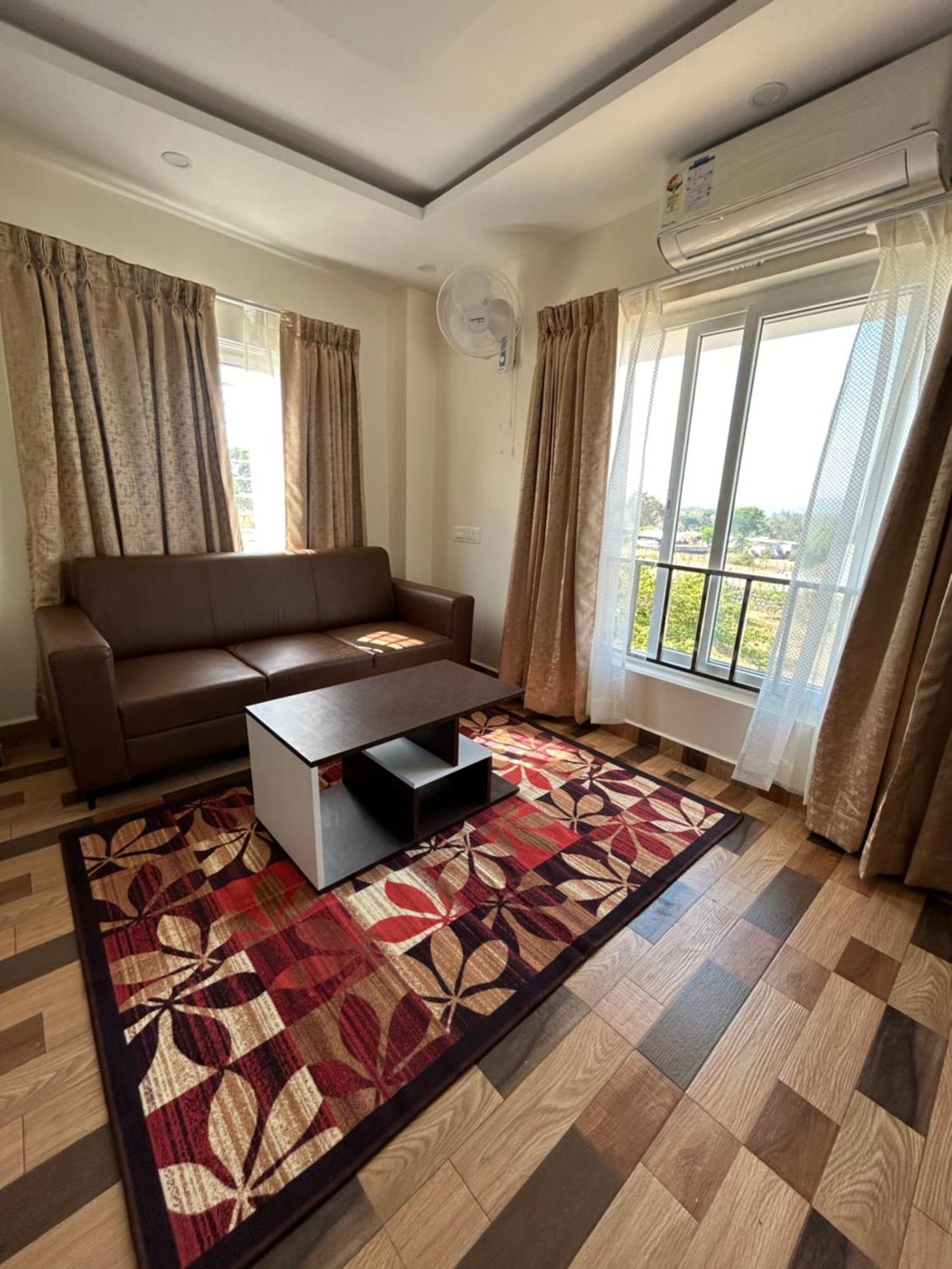 Sapphire Stayss Yelagiri Exterior photo